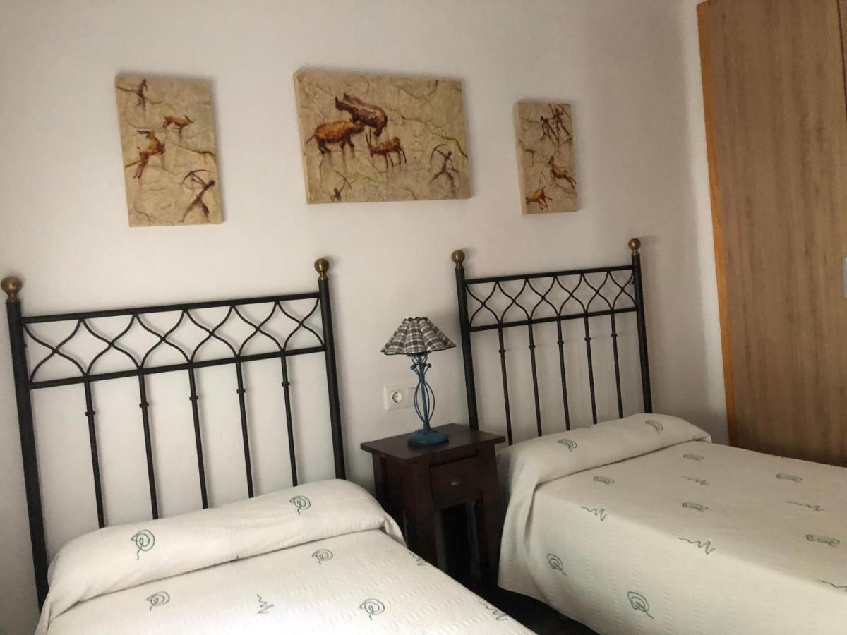Hostal-Restaurante Fogon De Gredos Гісандо Екстер'єр фото