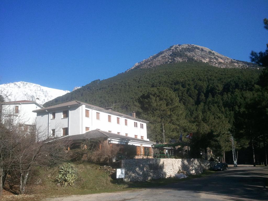 Hostal-Restaurante Fogon De Gredos Гісандо Екстер'єр фото