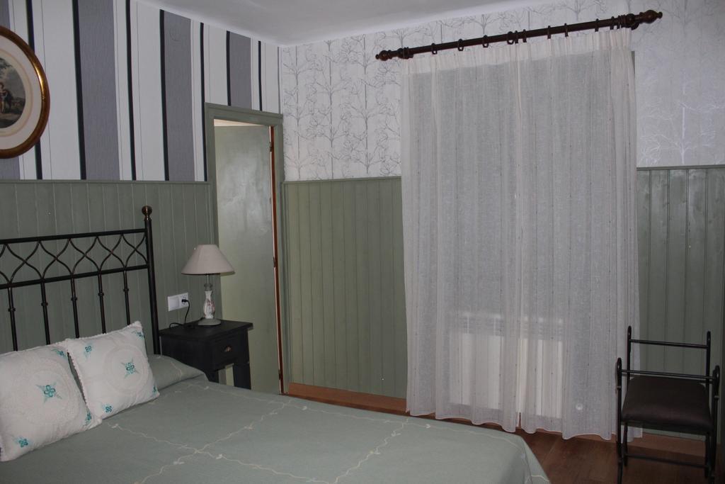 Hostal-Restaurante Fogon De Gredos Гісандо Екстер'єр фото